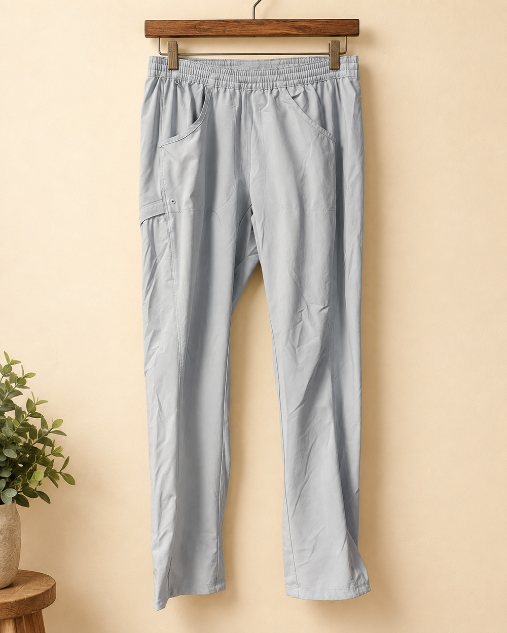 Columbia Women’s M Regular Lightweight Athletic Hiking Pants Gray Preloved